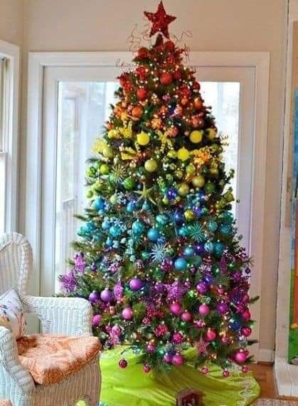 17 Gorgeous Christmas Tree Decor Ideas You Should Try